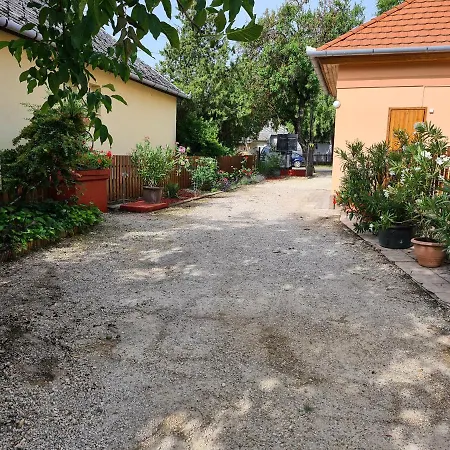 Kriszta Balatongyörök