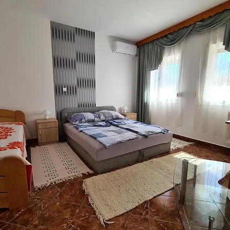 Kriszta * Balatongyörök