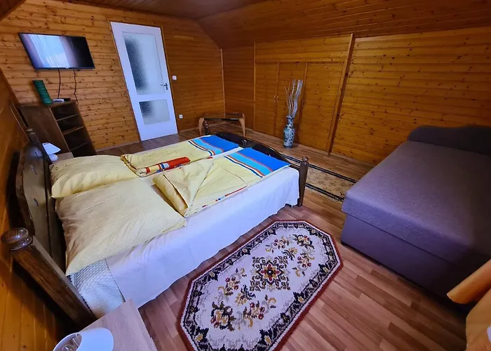 Kriszta Διαμέρισμα *