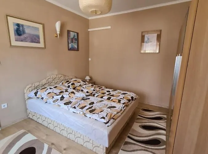 Kriszta Διαμέρισμα *